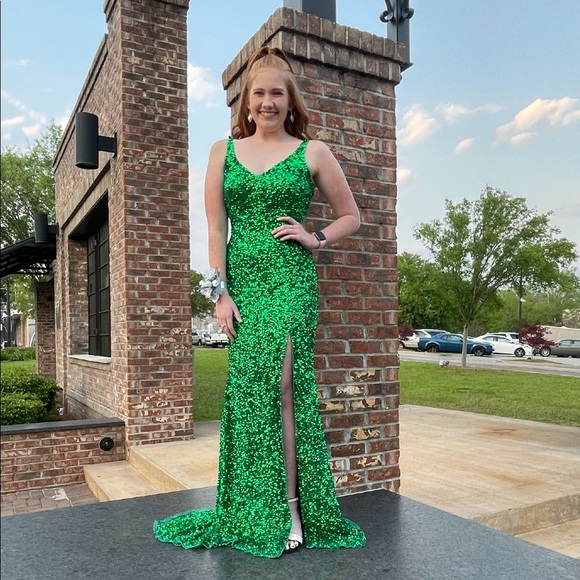 Pageant/prom dress - Picture 2 of 6